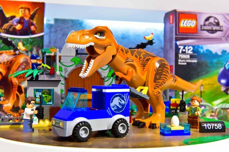 LEGO Jurassic World Fallen Kingdom Sets Revealed at 2018