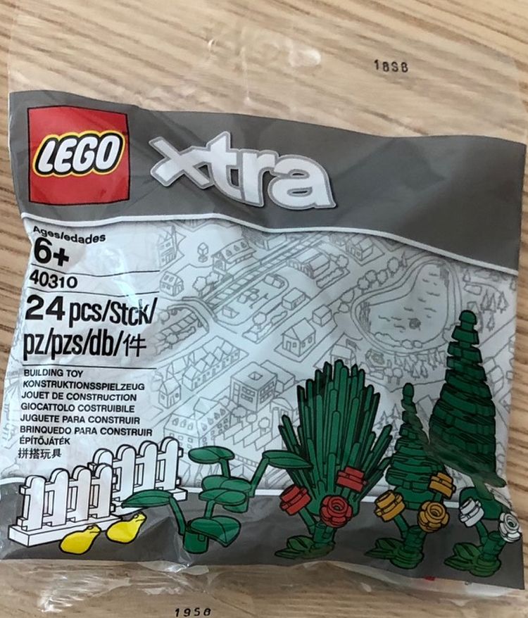 LEGO-xtra-Trees-40310.jpg