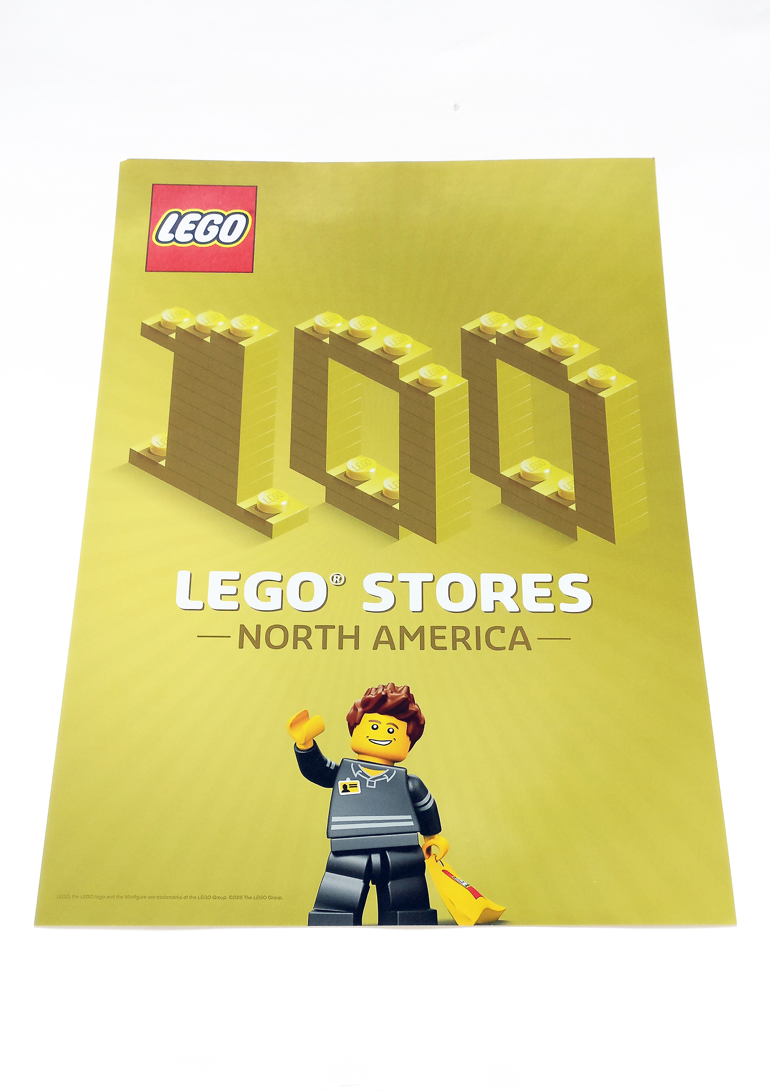 100th North America LEGO Exclusive Minifigure Review - The Fan