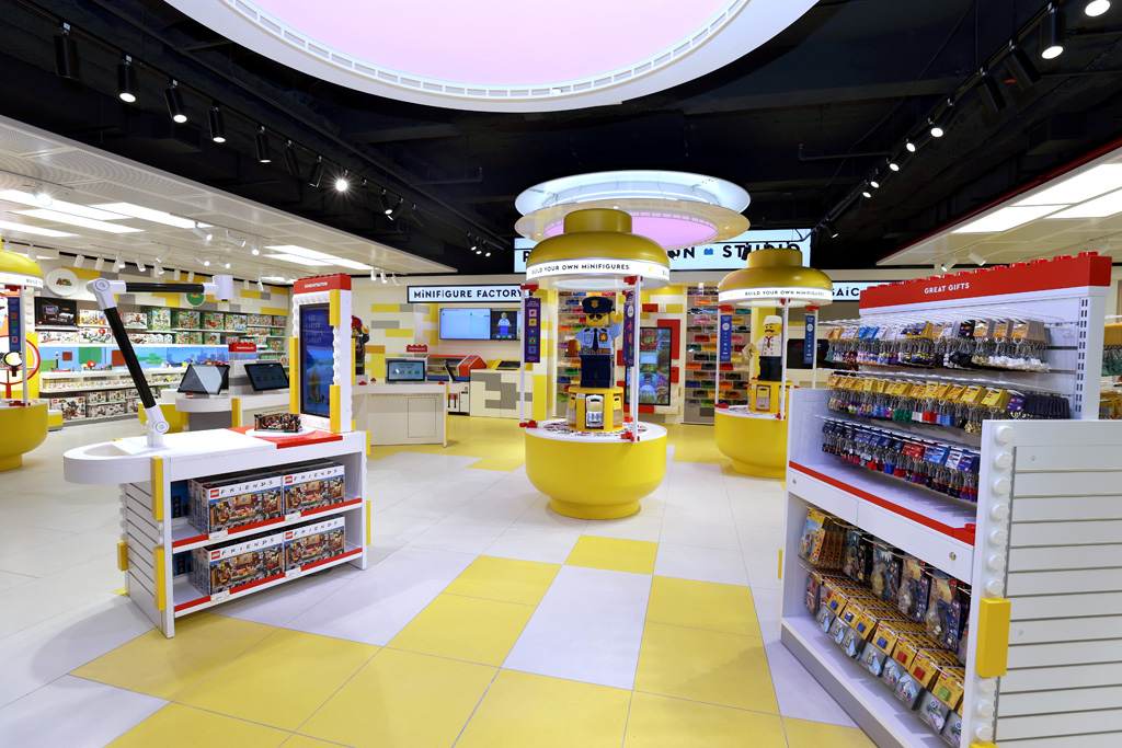 LEGO Reveals New York Flagship Store on Fifth Avenue - The Brick Fan