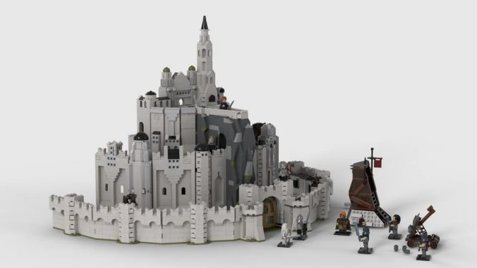 Huge Minas Tirith built by 99,544 LEGO-pieces (link to more