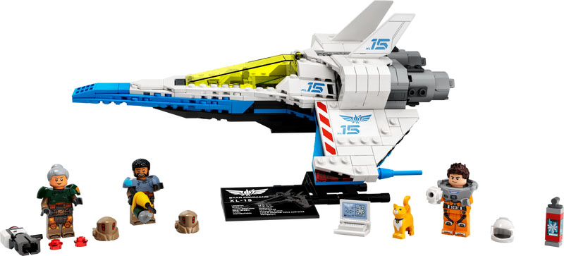 LEGO-Disney-Lightyear-XL-15-Spaceship-76832-3.jpg