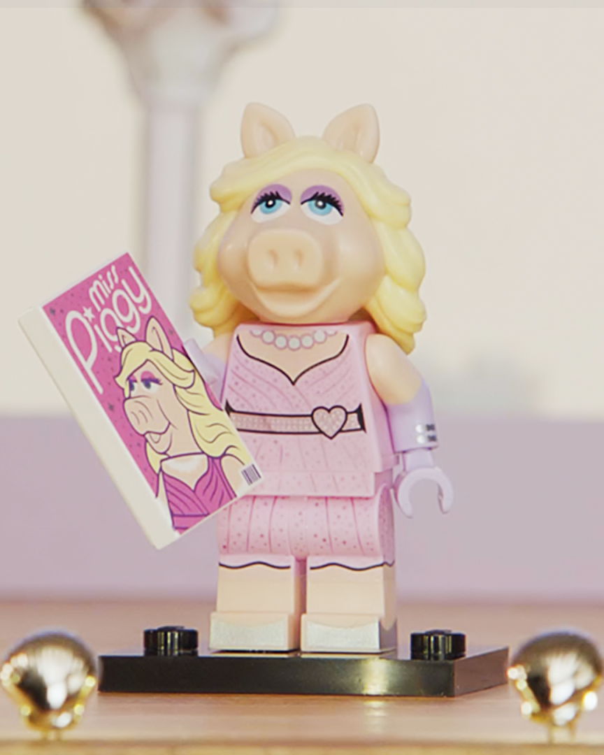 The Muppets - Miss Piggy – Bricks & Minifigs Littleton