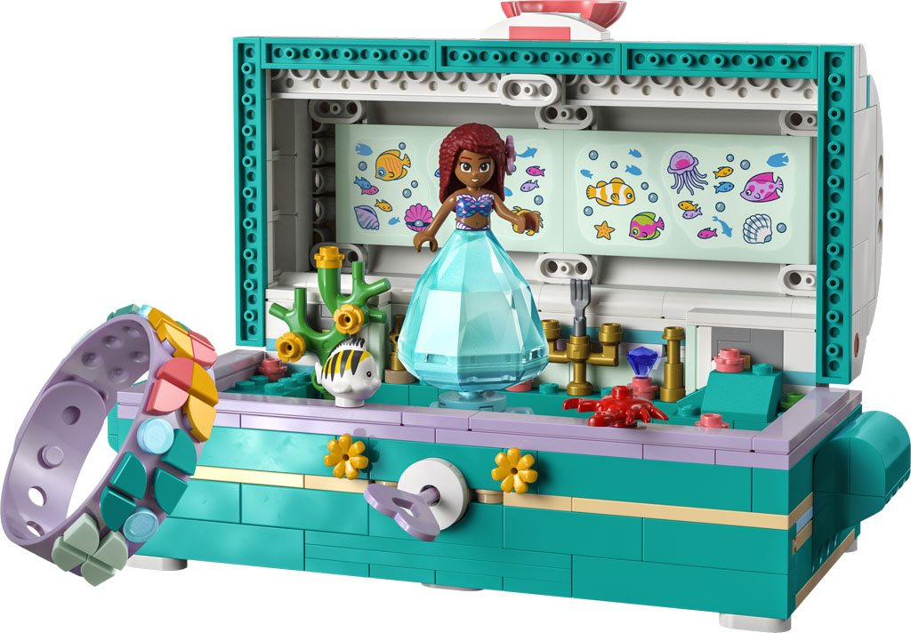Ham selv med tiden segment LEGO Disney The Little Mermaid Sets Officially Announced - The Brick Fan