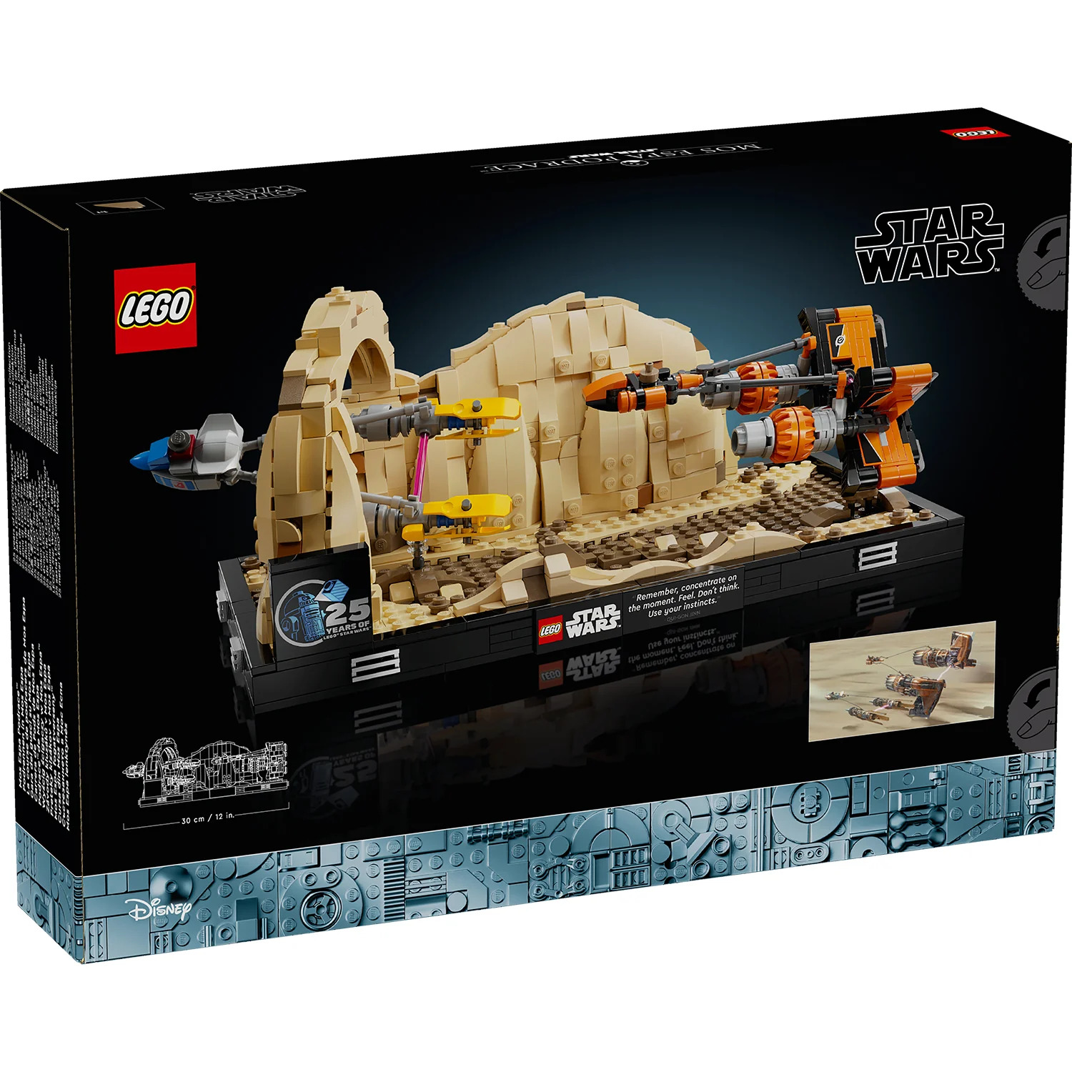 LEGO Star Wars Mos Espa Podrace Diorama 75380 2